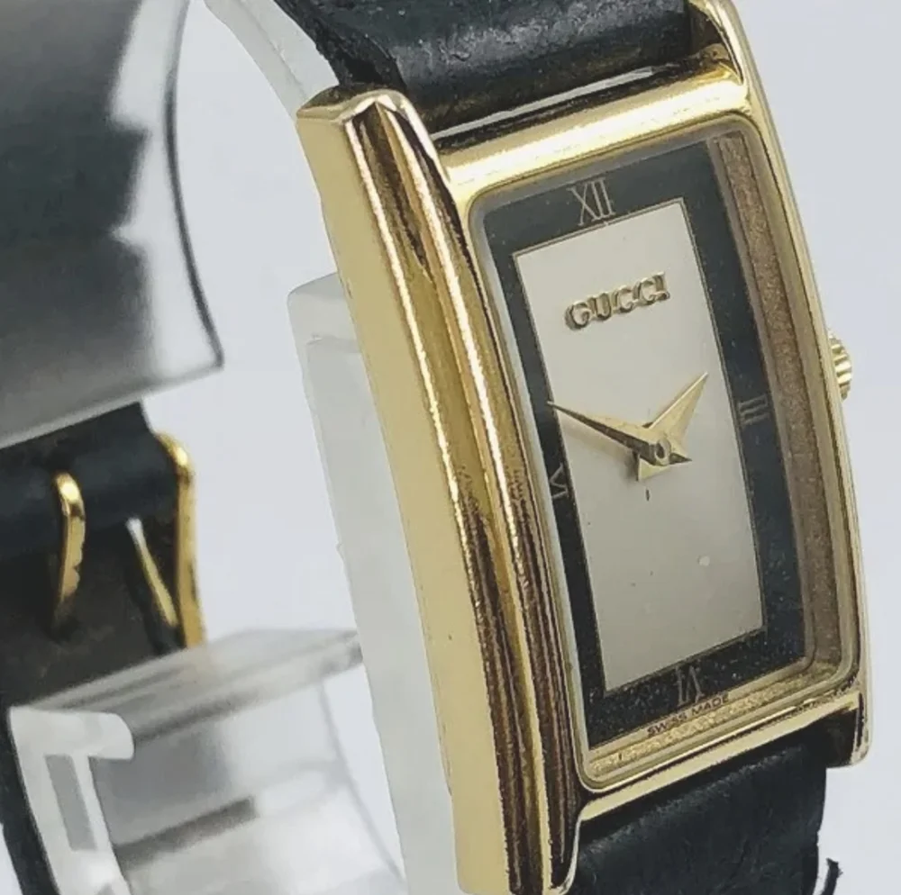 GUCCI Women's 2600L Quartz Watch St.Steel Gold Plated